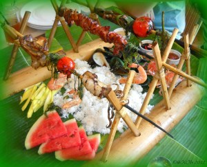 Blackbeard’s Seafood Island 2012 Blackbeard’s Seafood Island Tali Beach boodle fight