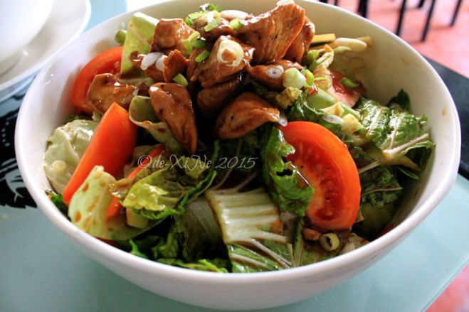 2015-08-05 Baguio Noodle King Eatery Asian chicken salad