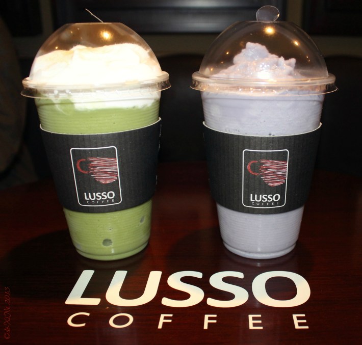 Cafe Lusso green tea frap and blueberry smoothie