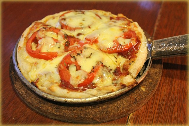 Pizza Volante Wright Park pizza Margherite