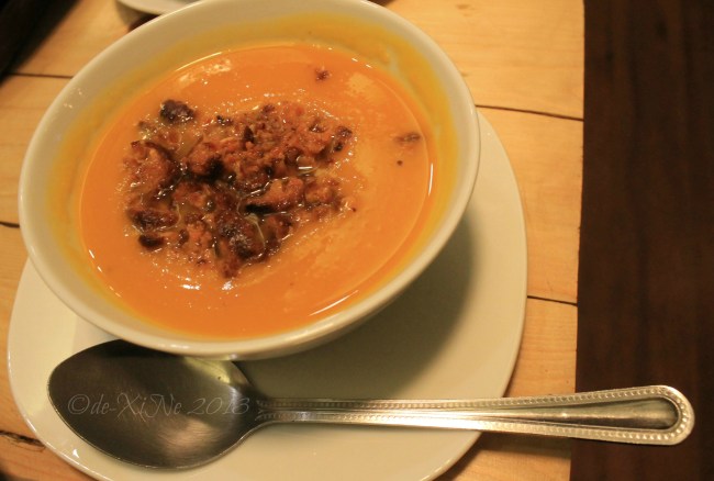 Backyard Baguio kalabasa't longganisa/squash and longganisa soup 