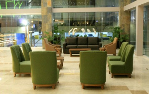 Baguio Newtown Plaza Hotel lounge area
