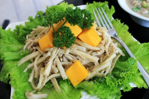 2015-05-01 Baguio Pamana Restaurant  fresh ubod salad