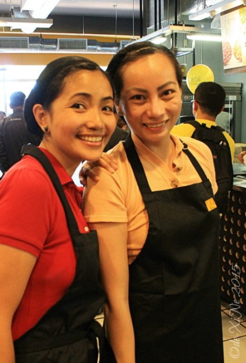  Baguio Yellow Cab Pizza Co SM Baguio branch  X and Queen Ane in hairnet and apron ready to make our own pizza