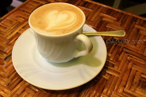 Baguio Cafe de Angelo Coffee Bar in St. Patrick Village cafe latte 2015