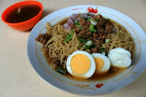 2015-10-12 Baguio Mikko's Kitchenette pancit cabagan