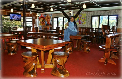 2016-01-25 Baguio One Piece Restaurant Chef Andrew Xine with a fancy drink in hand like going on a cruise instead of being with One Piece pirates