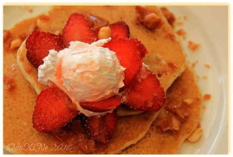 2016-06-11 Baguio Pancake House Sm strawberry brittle pancake