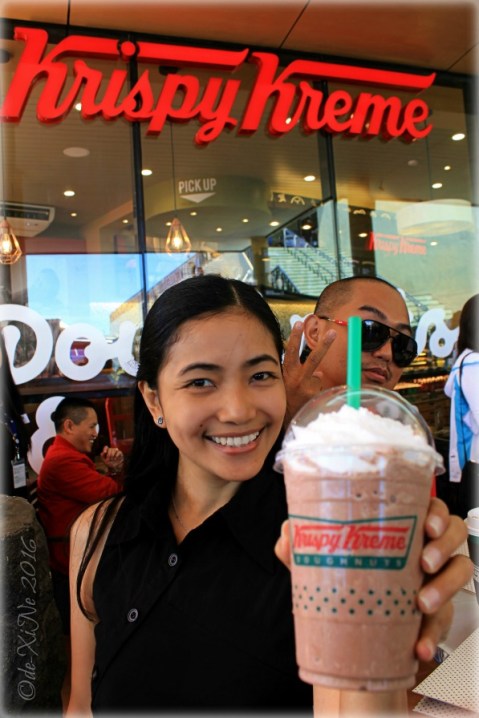 2016-07-22 Baguio second Krispy Kreme branch me with chocolate chocolate chiller (5)