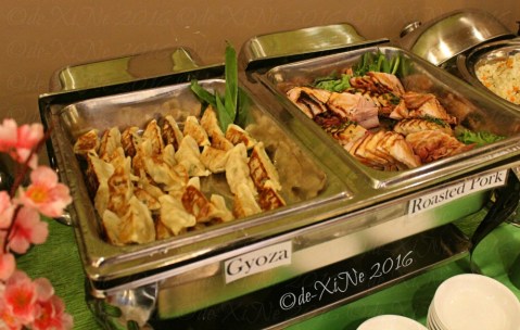 Baguio Shoriken Buffet and Ramen Mines View Restaurant gyoza and roasted pork