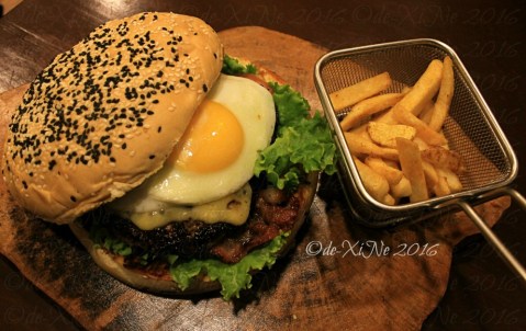 Baguio Ze Creamery 2016 beast mode burger