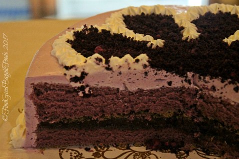Baguio Vizco's Cakes at SM ube cake 2017