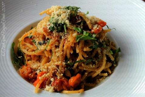 La Trinidad metro Baguio Exousia Chari Diner kiniing bolognese pasta 2017