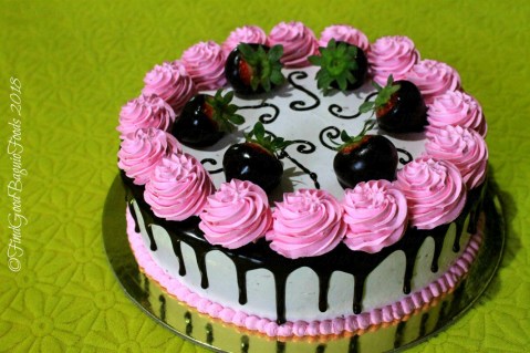 Bow and Whiskers Cafe 2018 Bow and Whiskers Cafe chocolate strawberry supreme cake 2018