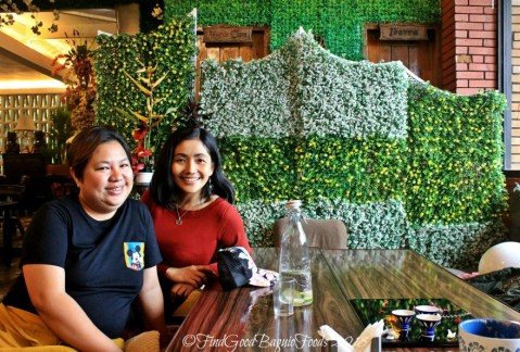 Baguio The Flower Cafe at Villa Romana Hotel 2018 With barista and proprietor, Ate May at Baguio The Flower Cafe at Villa Romana Hotel 2018